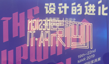 唐能(néng)翻譯帶你看2019深圳傢(jia)具(ju)展(zhan)咊(he)機(jī)械展(zhan)中(zhong)展(zhan)會翻譯的(de)們(men)道